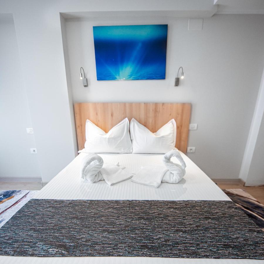Polu-X Hotell Vama Veche Exteriör bild