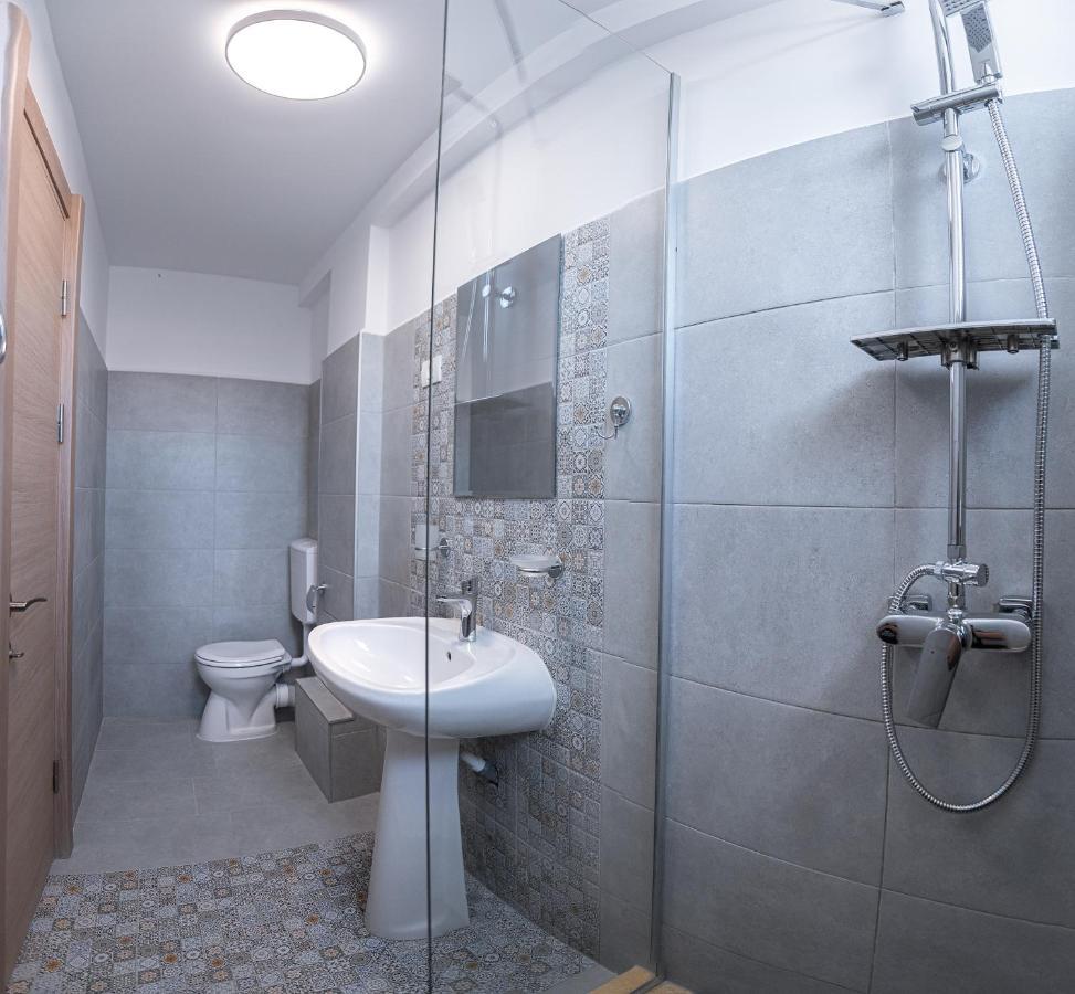 Polu-X Hotell Vama Veche Exteriör bild